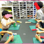 空き缶が鏡に変身！磨き続けて見えてきた「ピカピカ」の正体